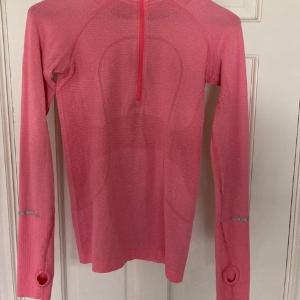 Lululemon 1/2 zip shirt